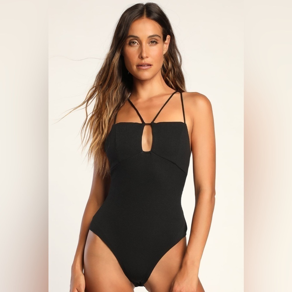 062 NWOT Strap-ily Ever After Black Cutout Ribbed Bodysuit